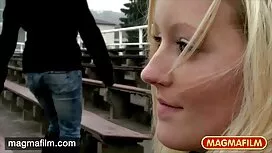 イランの女の子 女 警官 av