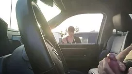 彼の娘のお尻のお父さん。 エッチ 動画  ...