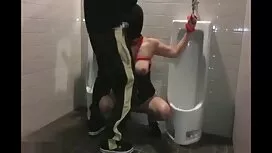 私の隣人の娘のためにいくつかの写真を置く ...