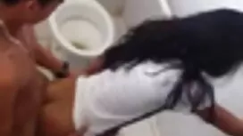 彼女は暖炉の前で裸です 女の子 向け セ ...