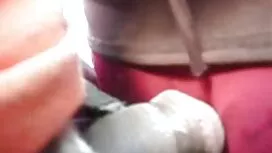女性に顔を向けたときに中を走っているとき ...