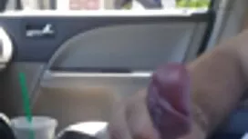 変態パパは彼女の娘弄ビデオを盗みました  ...