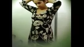 カナリア諸島の美しい女の子が犯されると  ...