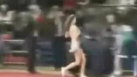 夏のカーニバル 女性 動画 激しい