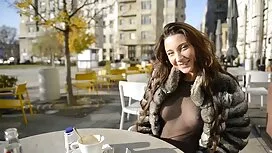 彼の父は息子が彼の母親をレイプしないとき ...